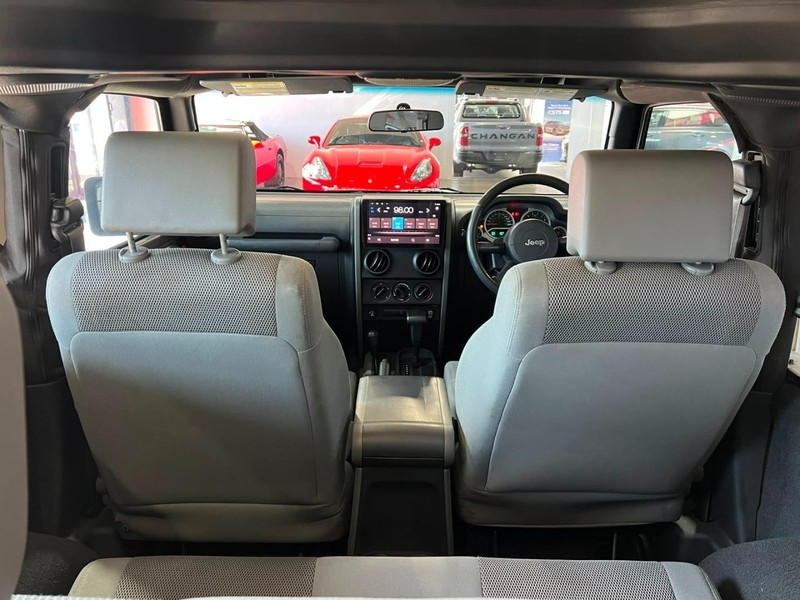 Jeep Wrangler - Top Gear Auto - Image 11