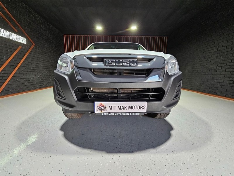 Isuzu D-Max - Mit Mak Motors - Image 5