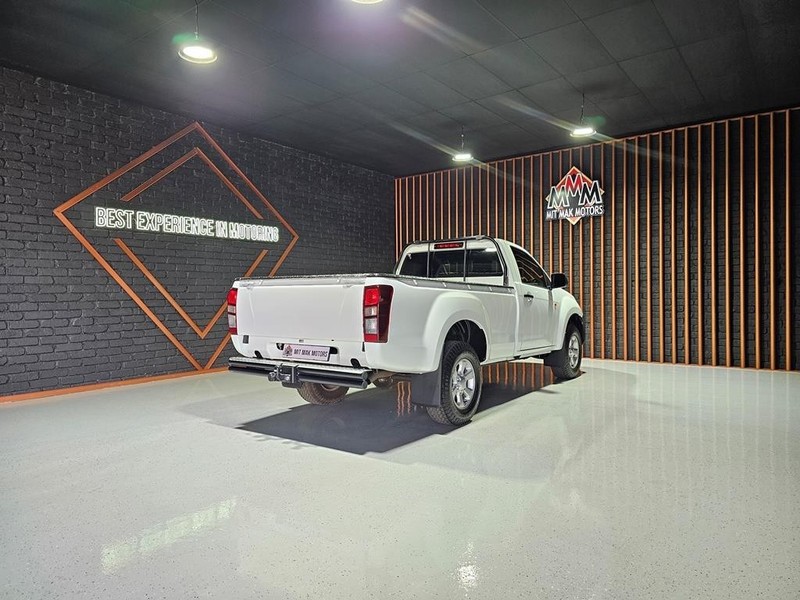 Isuzu D-Max - Mit Mak Motors - Image 20
