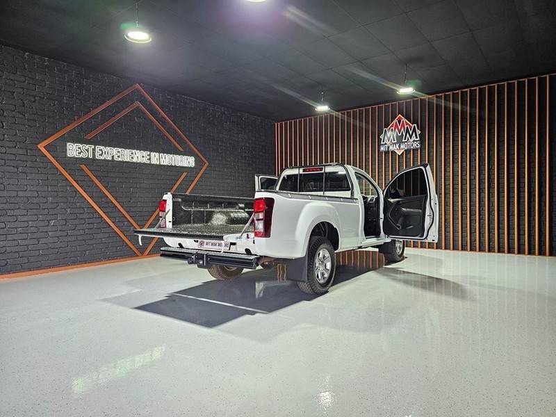 Isuzu D-Max - Mit Mak Motors - Image 19