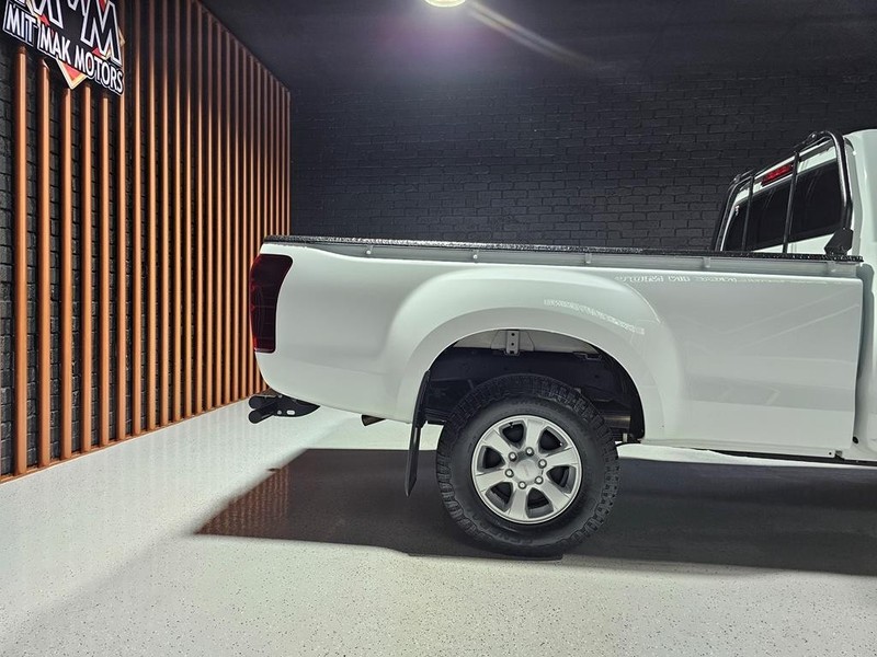 Isuzu D-Max - Mit Mak Motors - Image 21