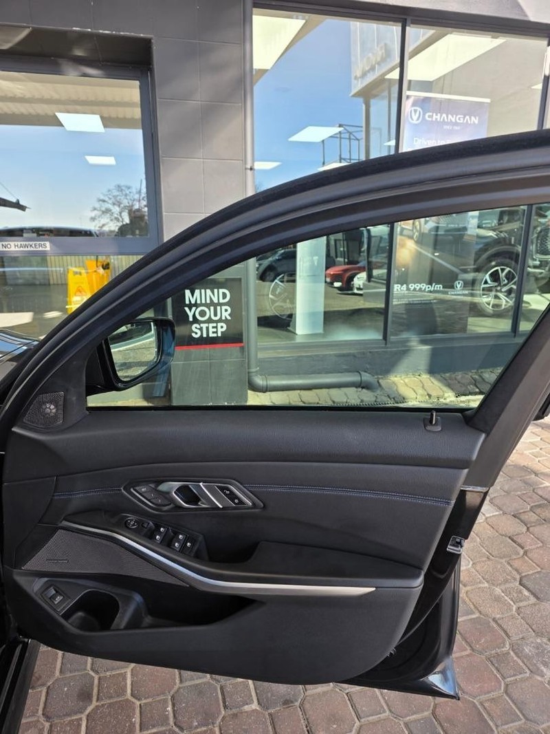BMW 3 Series - Mitsubishi Rivonia - Image 16