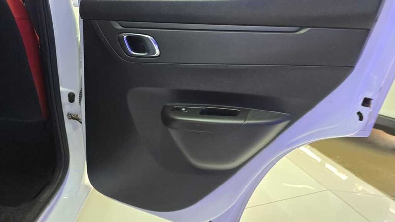 Renault KWID - G.I.G Motors - Image 18
