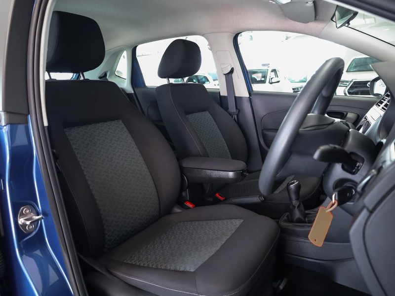 Volkswagen Polo Vivo - Hatfield VW Bryanston - Image 12