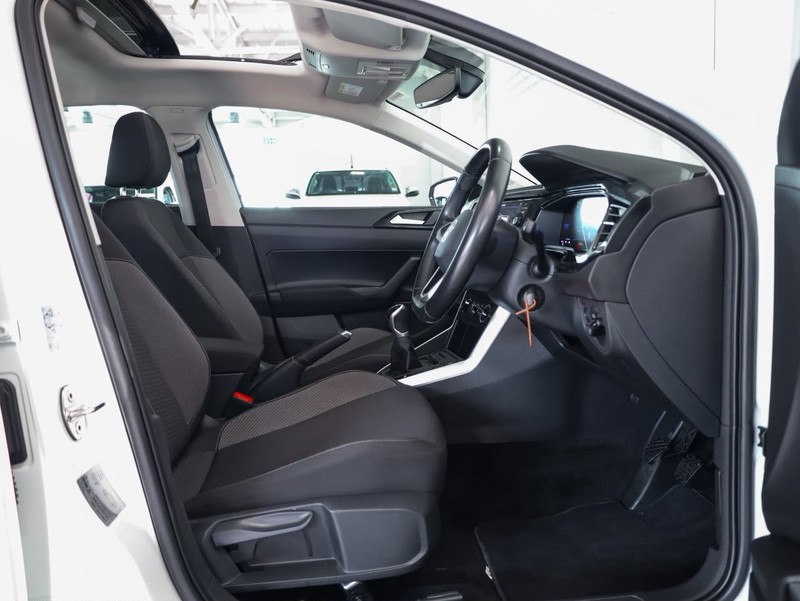 Volkswagen Polo - Hatfield VW Bryanston - Image 12