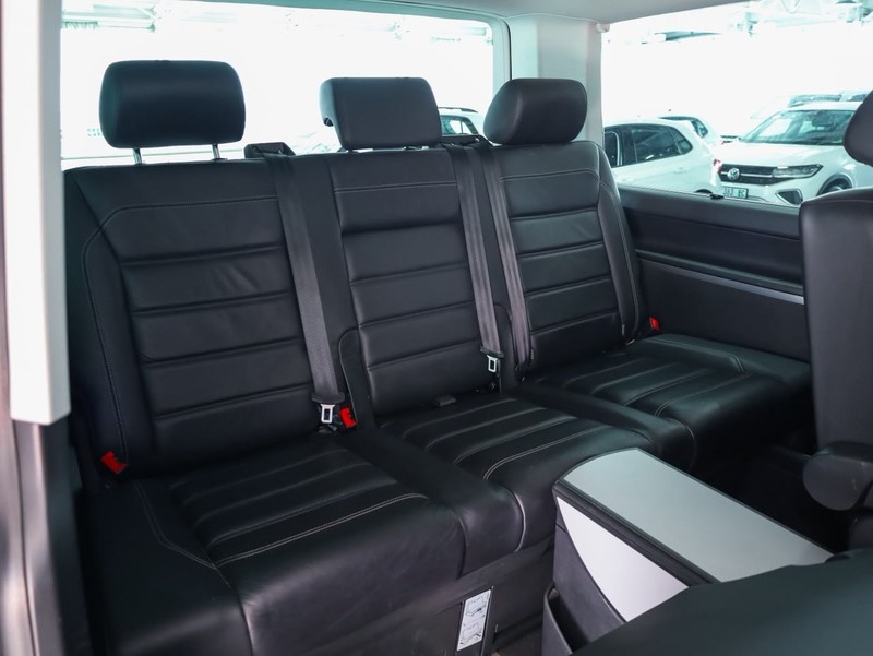 Volkswagen Caravelle - Hatfield VW Bryanston - Image 18