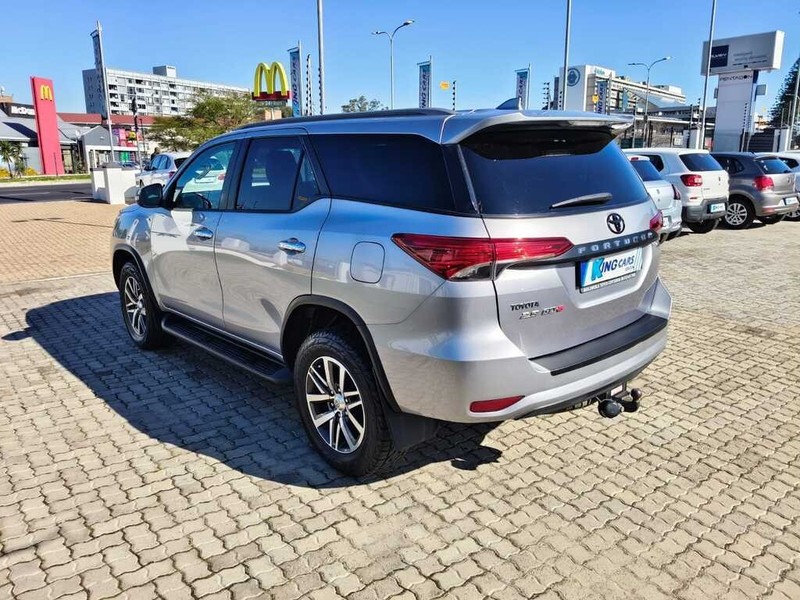 Toyota Fortuner - King Cars Bellville/Vredekloof - Image 5