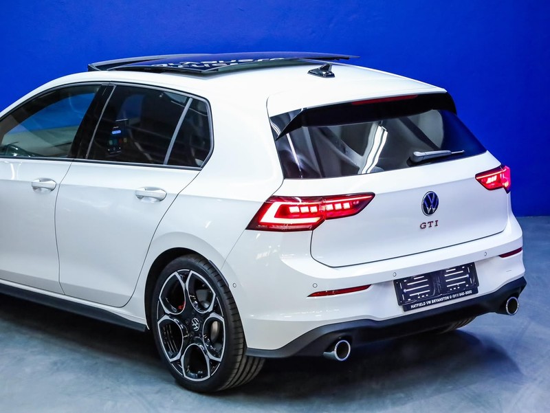 Volkswagen Golf - Hatfield VW Bryanston - Image 19