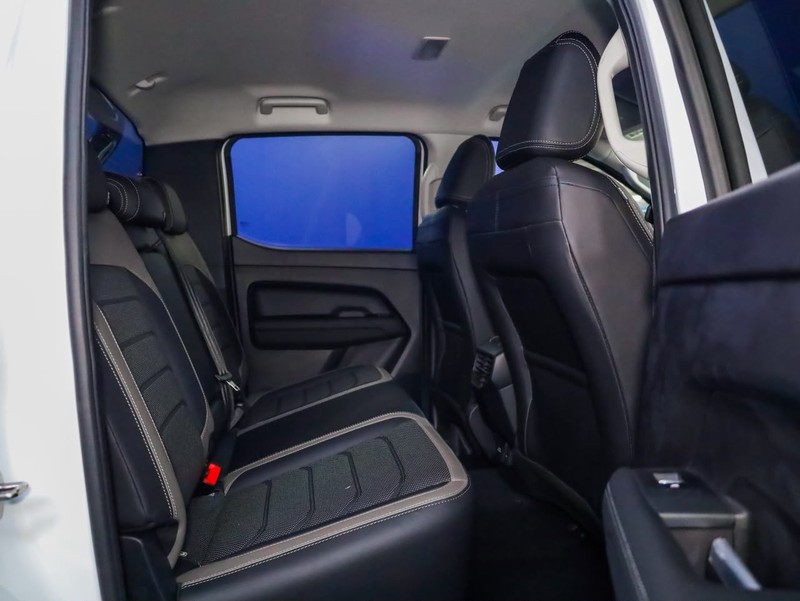 Volkswagen Amarok - Hatfield VW Bryanston - Image 7
