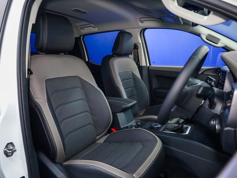 Volkswagen Amarok - Hatfield VW Bryanston - Image 11