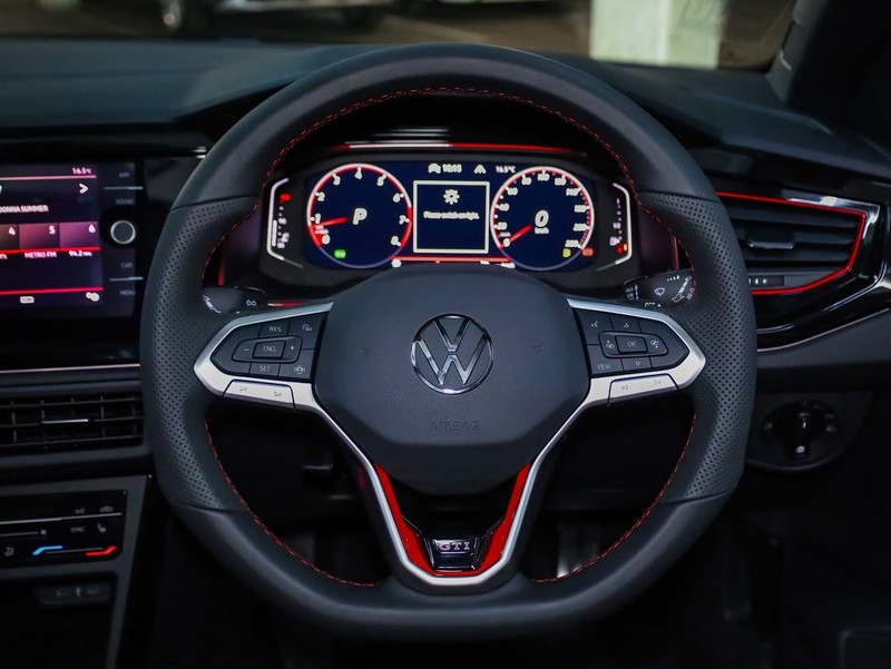 Volkswagen Polo - Hatfield VW Bryanston - Image 14