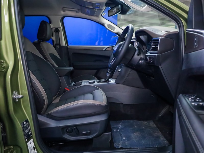 Volkswagen Amarok - Hatfield VW Bryanston - Image 6