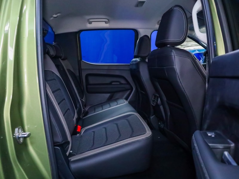 Volkswagen Amarok - Hatfield VW Bryanston - Image 8