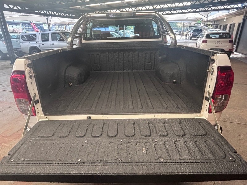 Toyota Hilux - We Buy Bakkies - Image 5