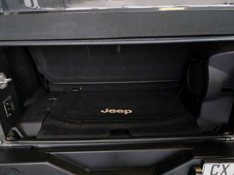 Jeep Wrangler - Auto Investments Hatfield - Image 10