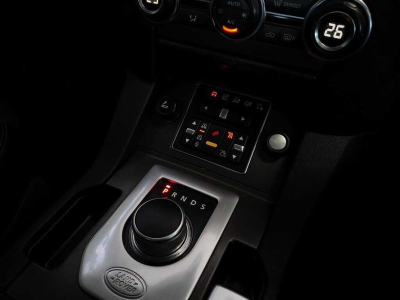 Land Rover Discovery - Auto Investments Hatfield - Image 17