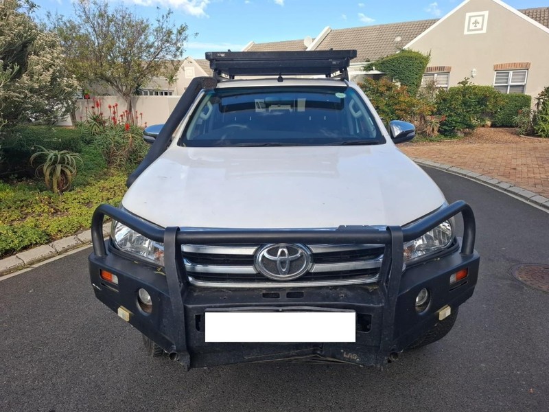 Toyota Hilux - Mit Mak Motors - Image 2