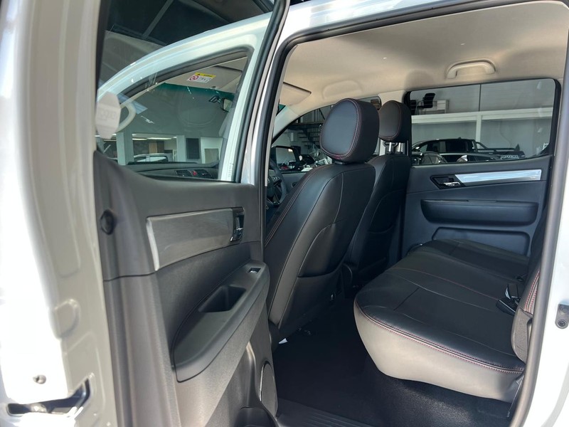 JAC T8 Double Cab - Top Gear Auto - Image 10