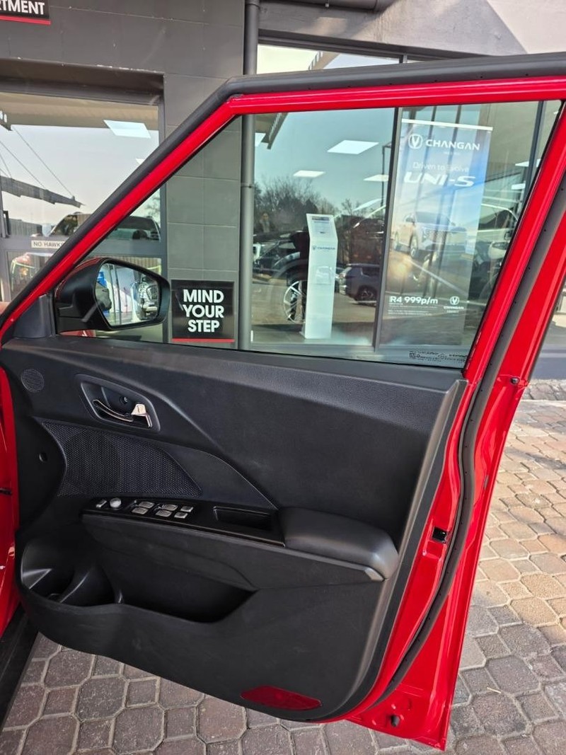 Mahindra XUV300 - Mitsubishi Rivonia - Image 12