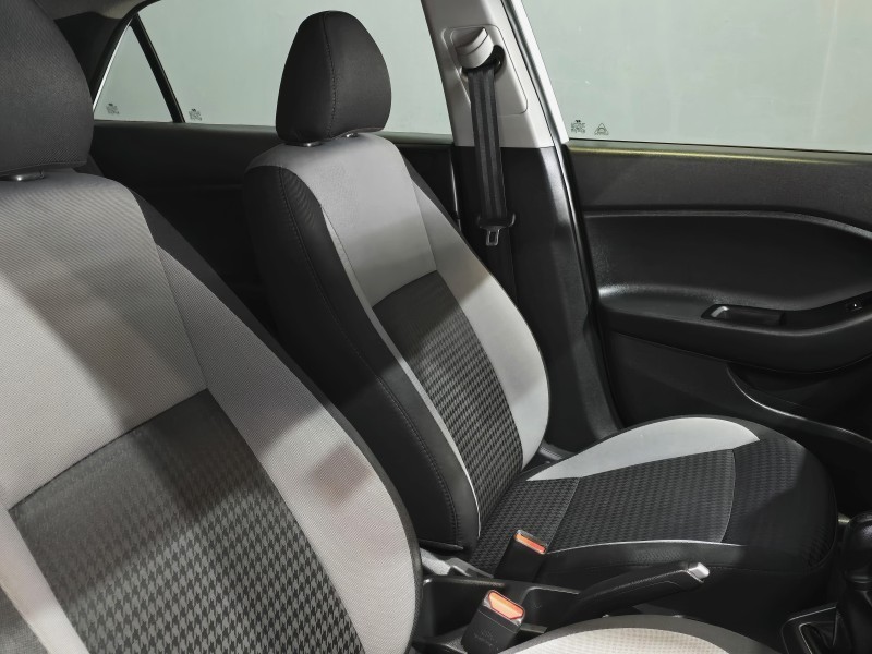 Hyundai i20 - Mazda Pinetown - Image 8