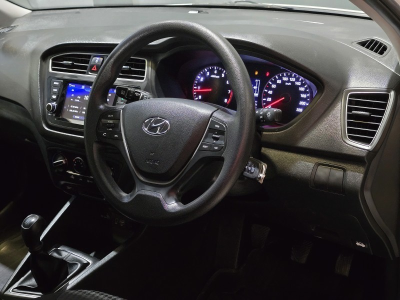 Hyundai i20 - Mazda Pinetown - Image 14