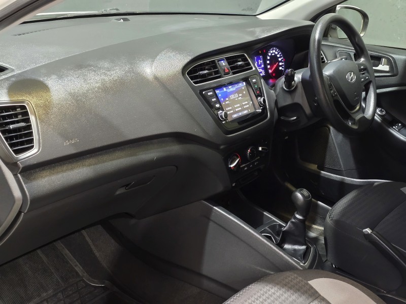 Hyundai i20 - Mazda Pinetown - Image 9