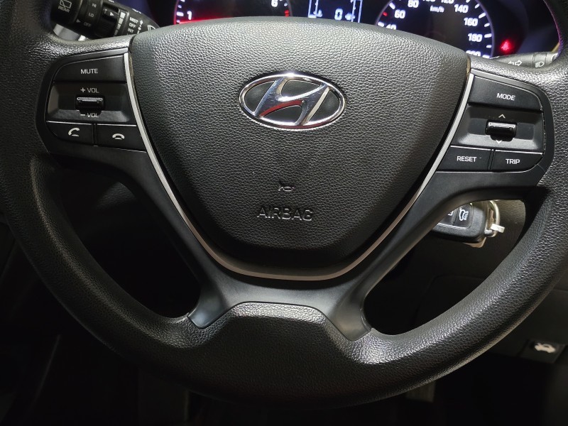 Hyundai i20 - Mazda Pinetown - Image 17