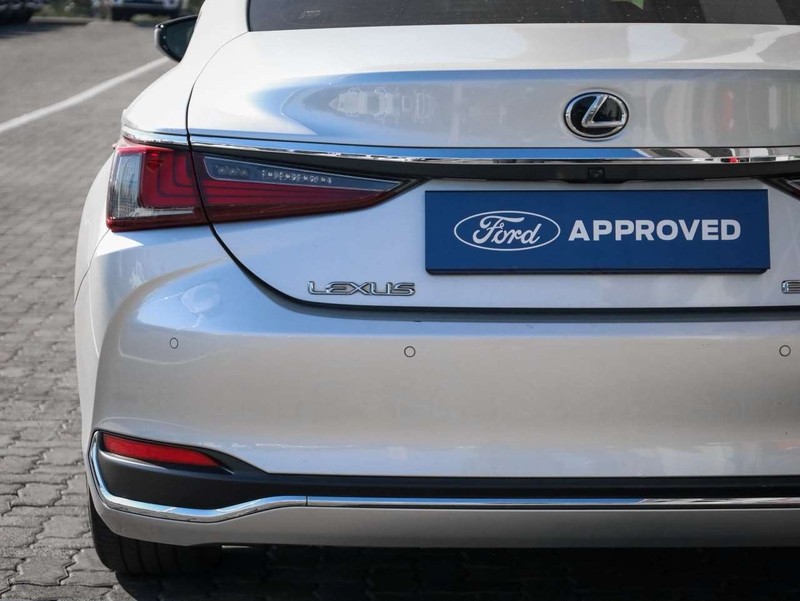 Lexus ES - Ford Woodmead - Image 6