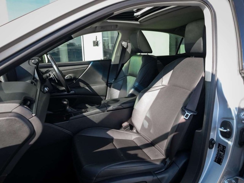 Lexus ES - Ford Woodmead - Image 14
