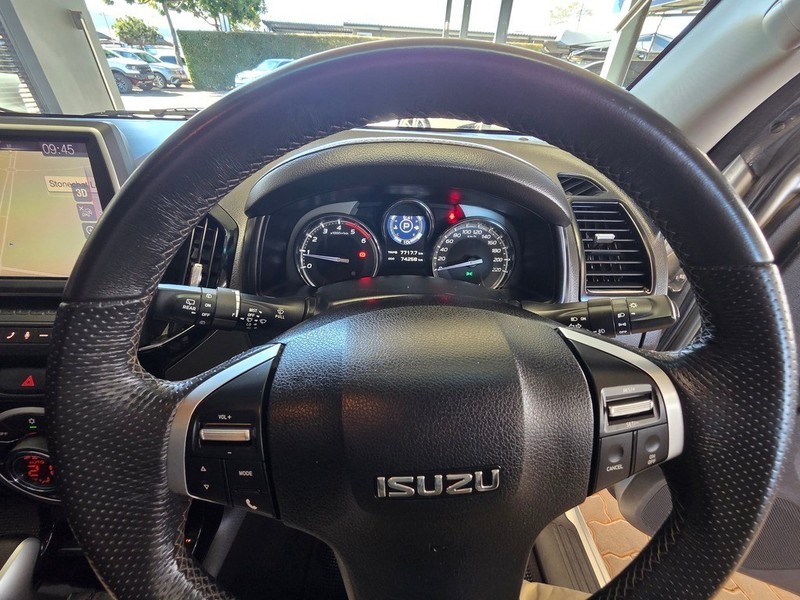 Isuzu MU-X - Auto Investments Montana - Image 13