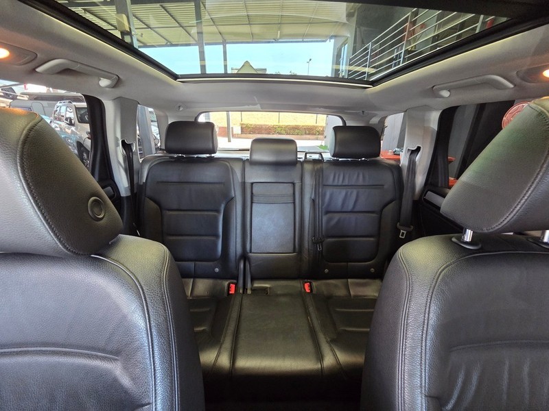 Volkswagen Touareg - Auto Investments Montana - Image 9