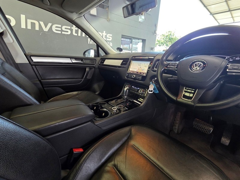 Volkswagen Touareg - Auto Investments Montana - Image 16