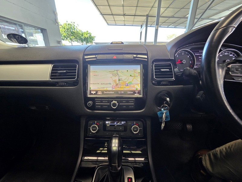 Volkswagen Touareg - Auto Investments Montana - Image 15