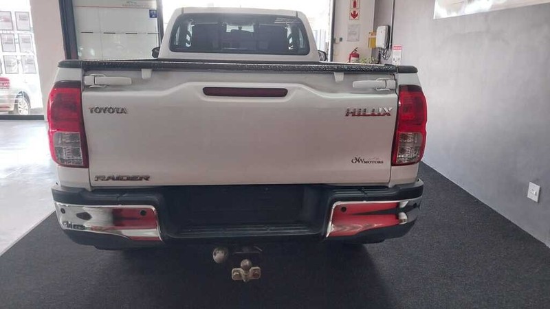 Toyota Hilux - GVW Motors - Image 13