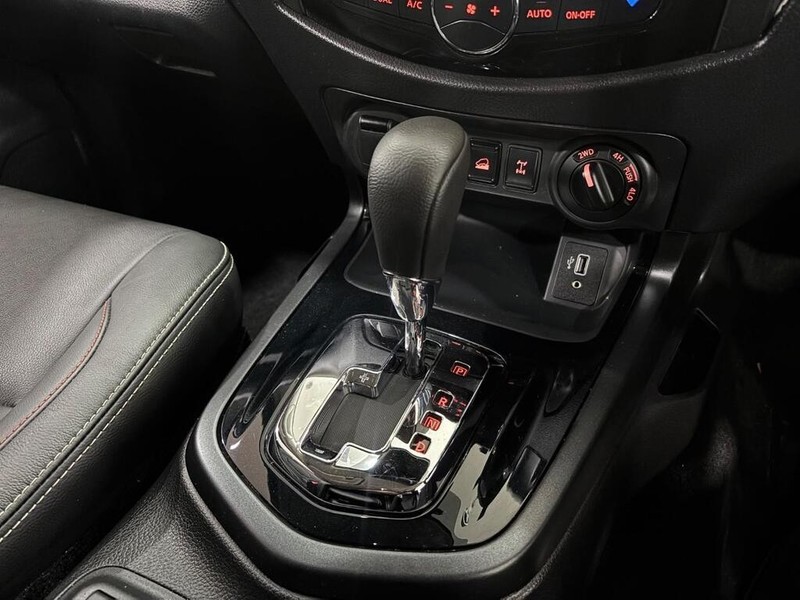 Nissan Navara - ICar Gezina - Image 11