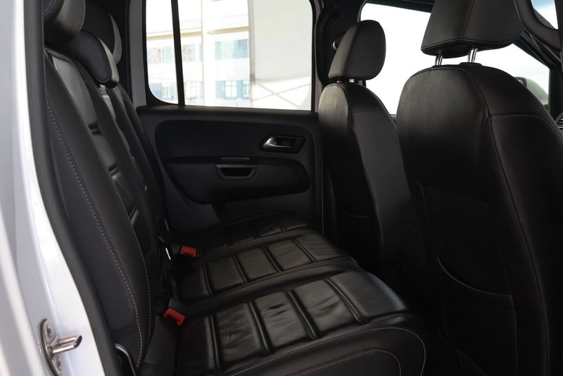 Volkswagen Amarok - Audi Centre Hatfield - Image 16