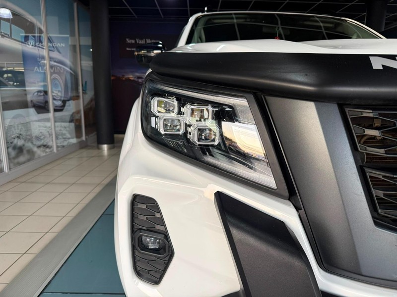 Nissan Navara - New Vaal Motors Vereeniging Mercedes - Image 9