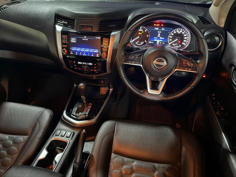 Nissan Navara - New Vaal Motors Vereeniging Mercedes - Image 16