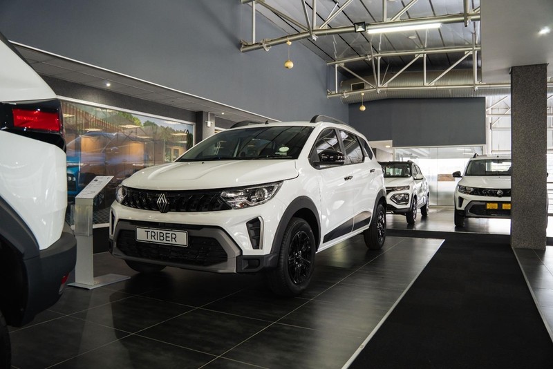 Renault Triber - Renault Bruma - Image 1