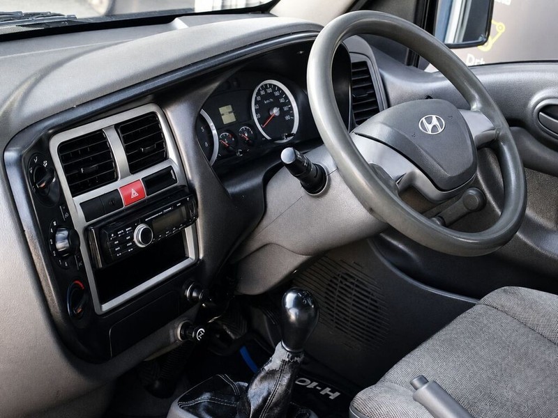 Hyundai H-100 - Authentique Autos - Image 17