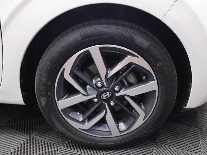 Hyundai Grand i10 - King Of Cars Group - Image 13