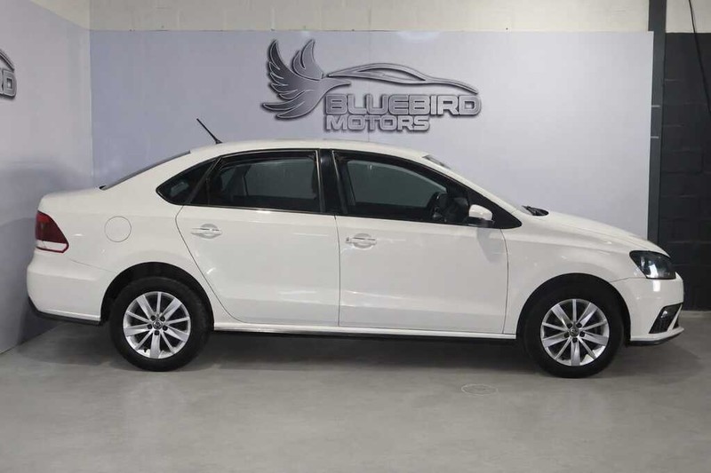 Volkswagen Polo - Bluebird Motors - Image 4