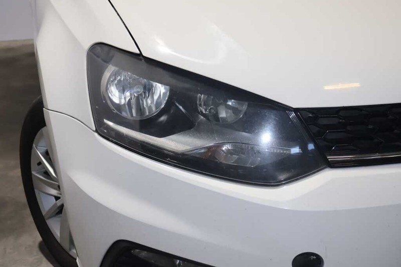 Volkswagen Polo - Bluebird Motors - Image 11