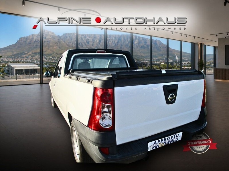 Nissan NP200 - Alpine Autohaus - Image 4