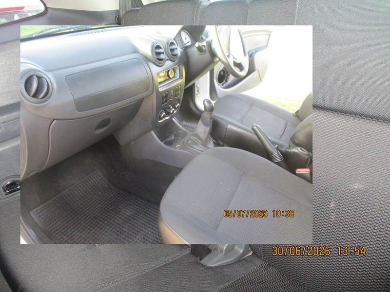 Nissan NP200 - Alpine Autohaus - Image 5