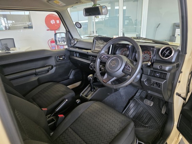 Suzuki Jimny - Suzuki Fourways - Image 12