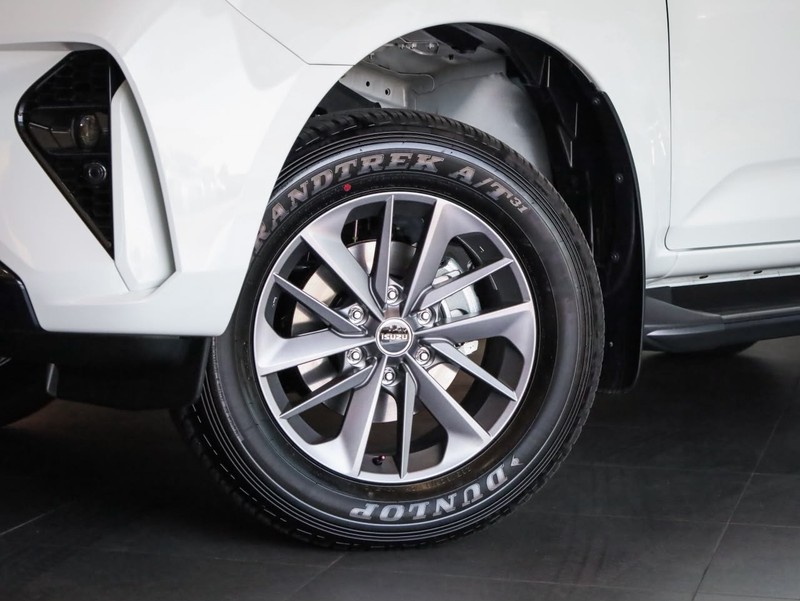 Isuzu MU-X - Isuzu Woodmead - Image 2