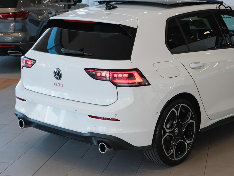 Volkswagen Golf - Hatfield VW Melrose Arch - Image 23