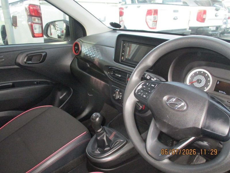 Hyundai i10 - Alpine Autohaus - Image 4