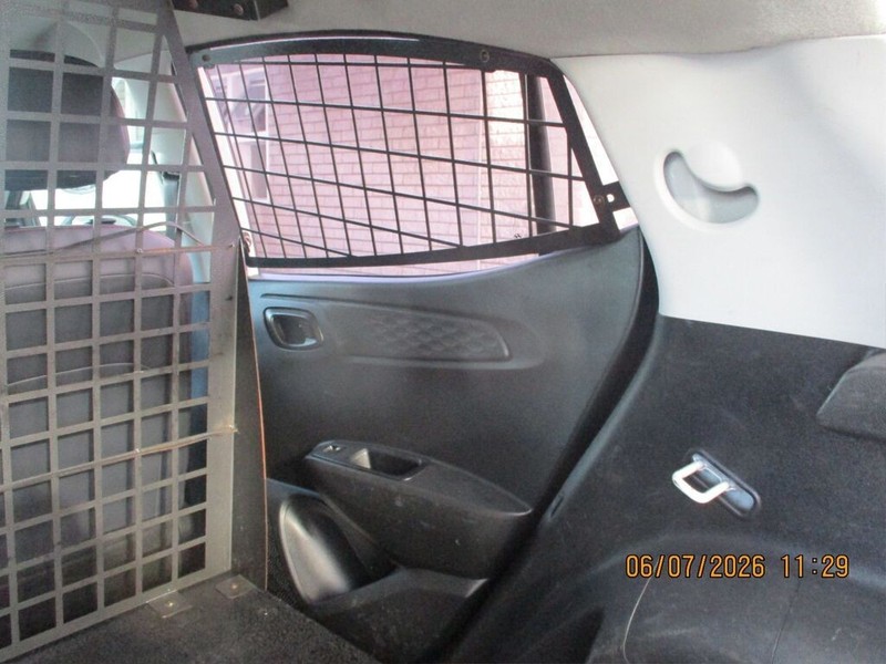 Hyundai i10 - Alpine Autohaus - Image 8